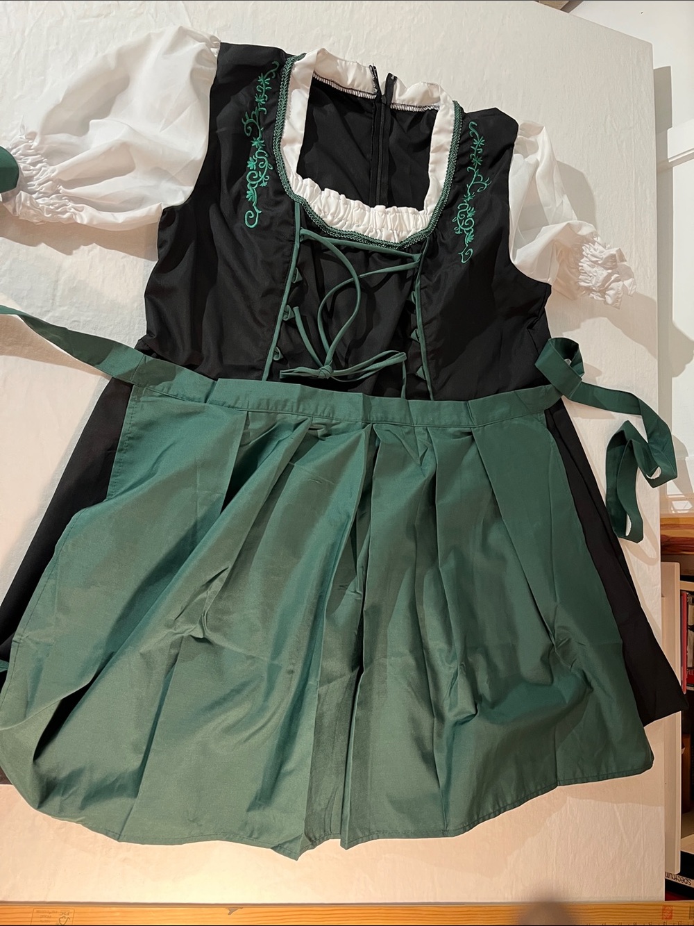 2-Piece Oktoberfest Dirndl Costume Set - Black & Green - Size 4XL
